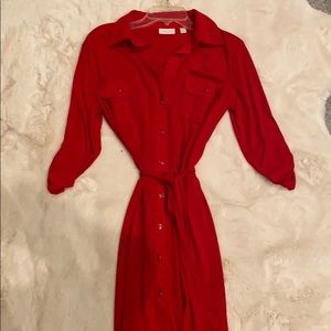 Red 3/4 sleeve dress